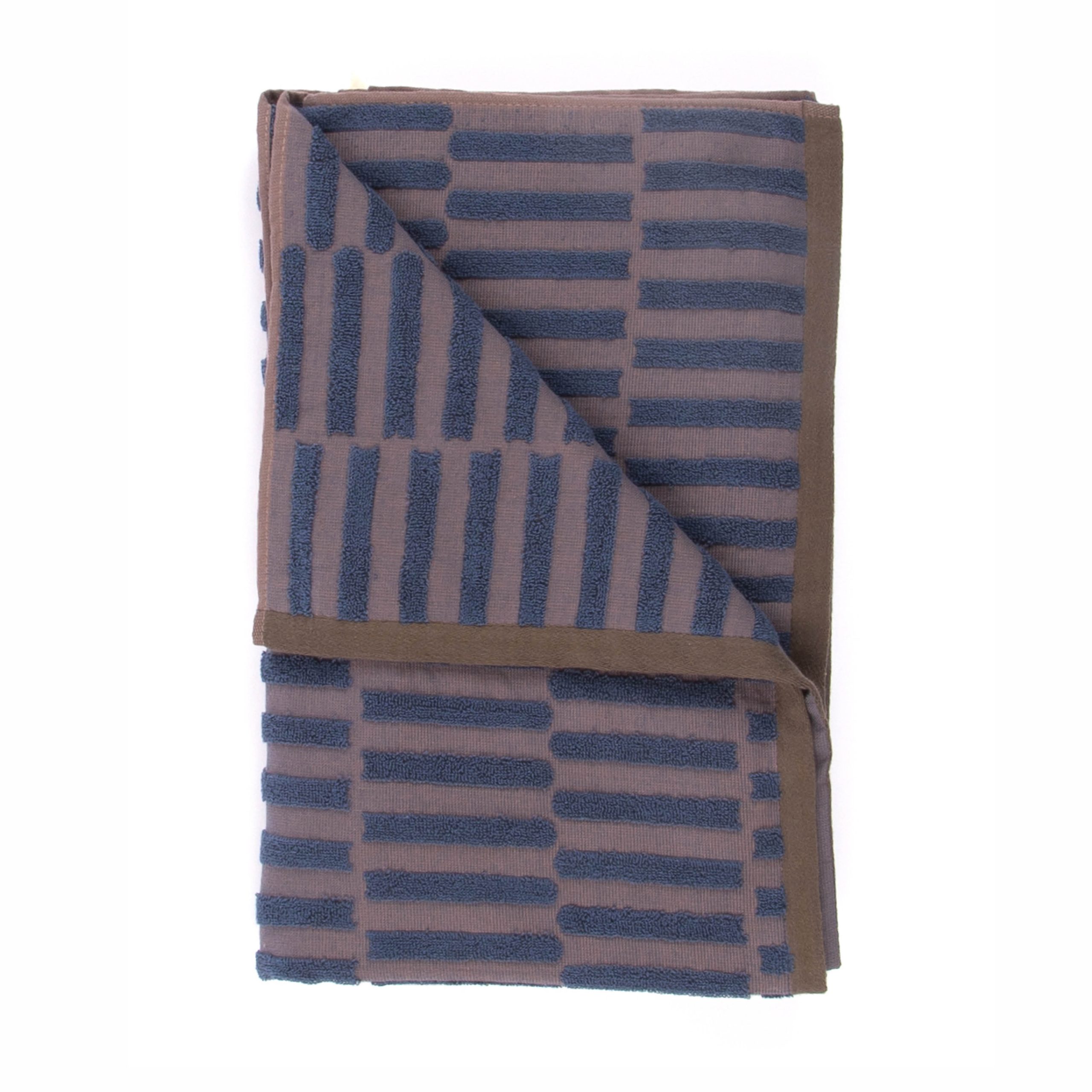 Layday Canyon Beach Towel - Midnight - Image 2