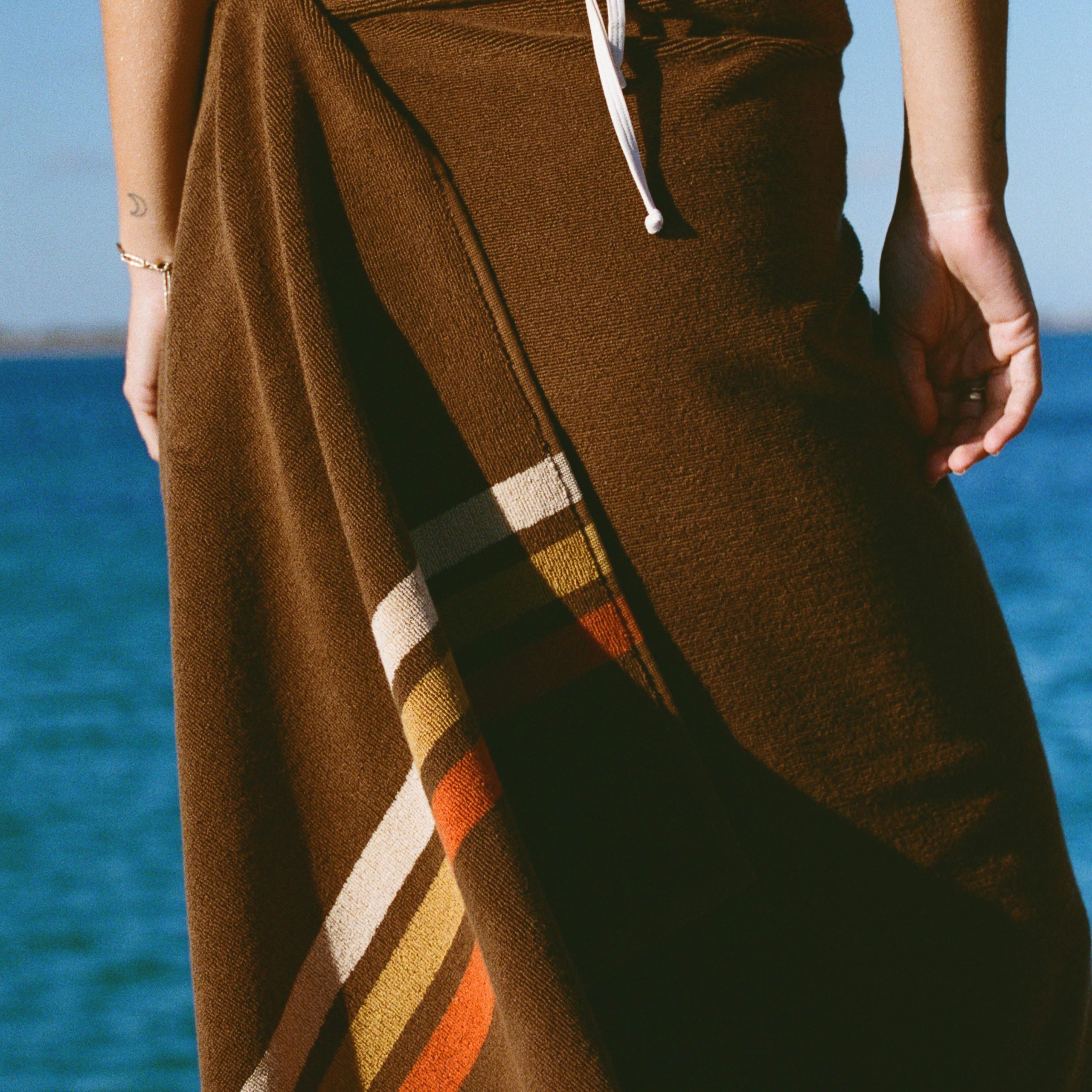 Layday Pontoon Beach Towel - Mocha - Image 4